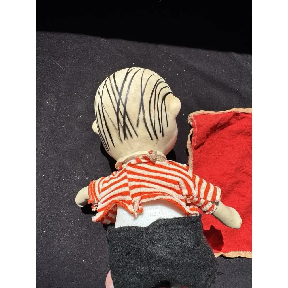 Vintage Linus with Blanket Peanuts Pocket Doll 1960s Poseable Charlie Brown Lo16